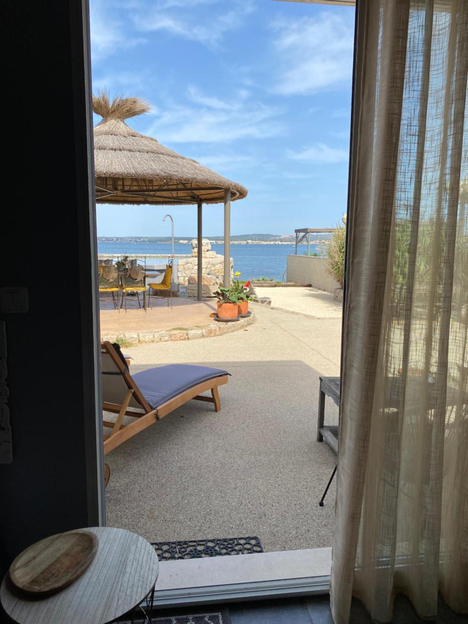 세테 Les Pieds Dans L'Eau B&B 외부 사진